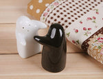 2PCS Love Hug Seasoning Shakers Sets