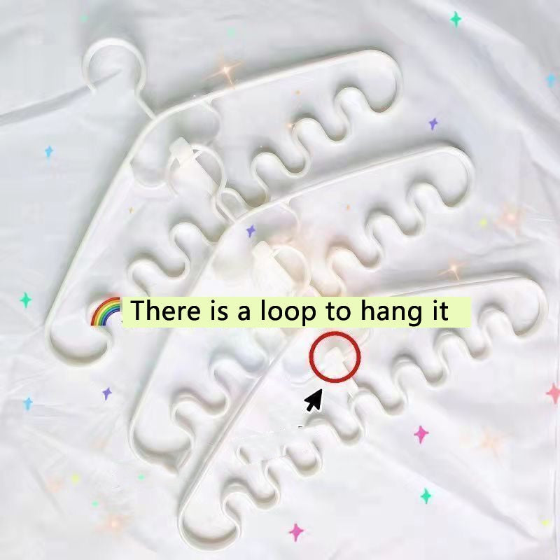 Japanese Space-Saving Wavy Cloth Hanger - Image 2