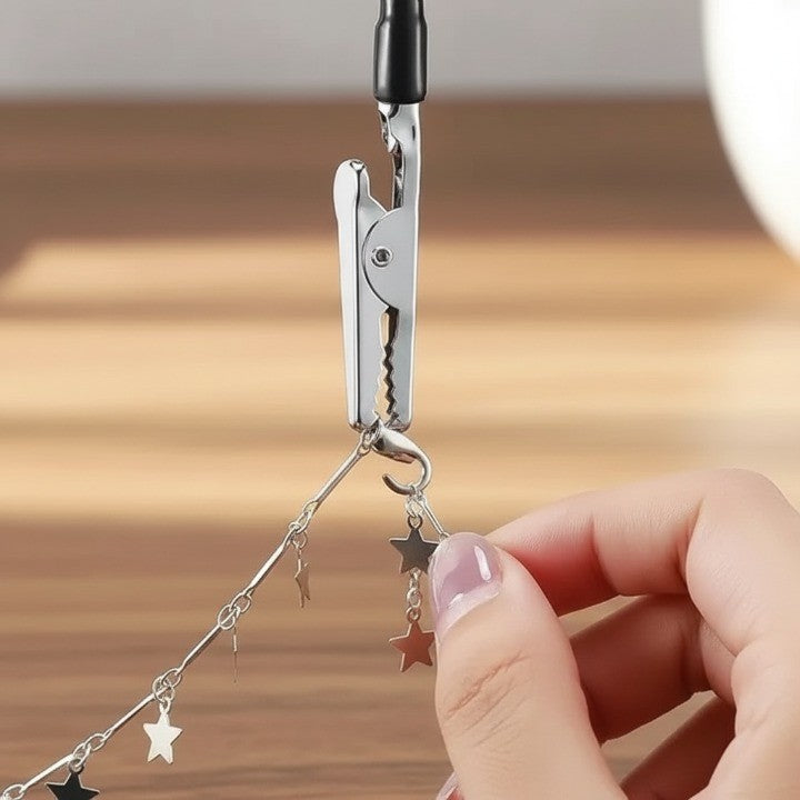 Jewelry Chain Fastening Repair Tool - Image 1