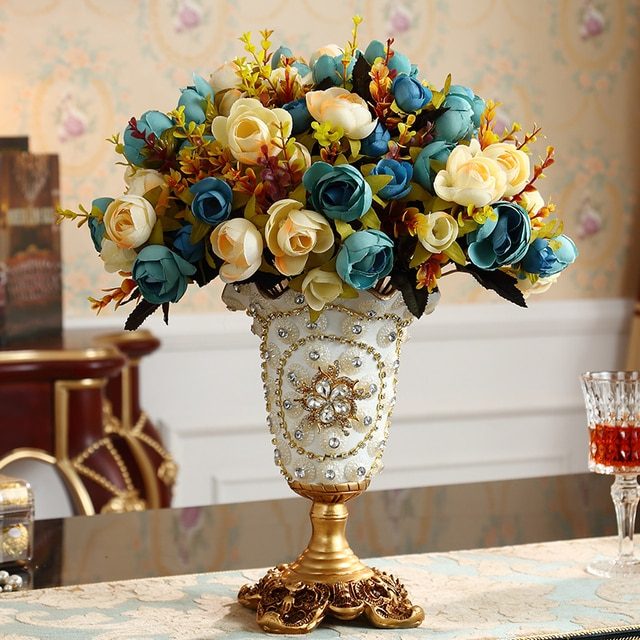 European Luxury Diamond Resin Vase - Image 0