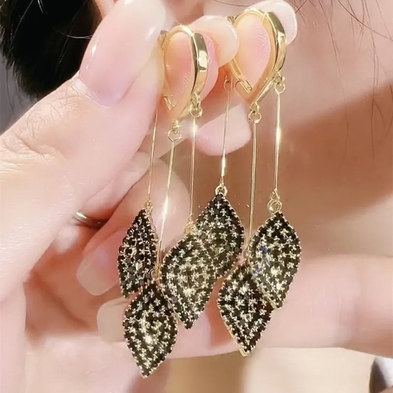 Nature Black Leaf Zircon Earrings - Image 3
