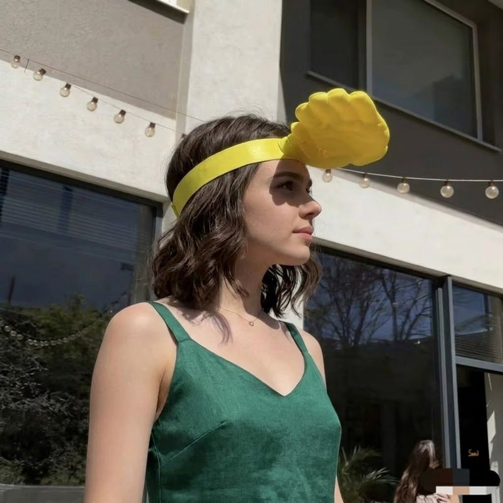 3D Hand Visor Forehead Shade Summer Hat - Image 1