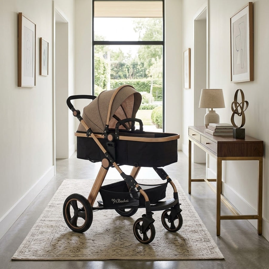 Moderner faltbarer Kinderwagen im italienischen Stil