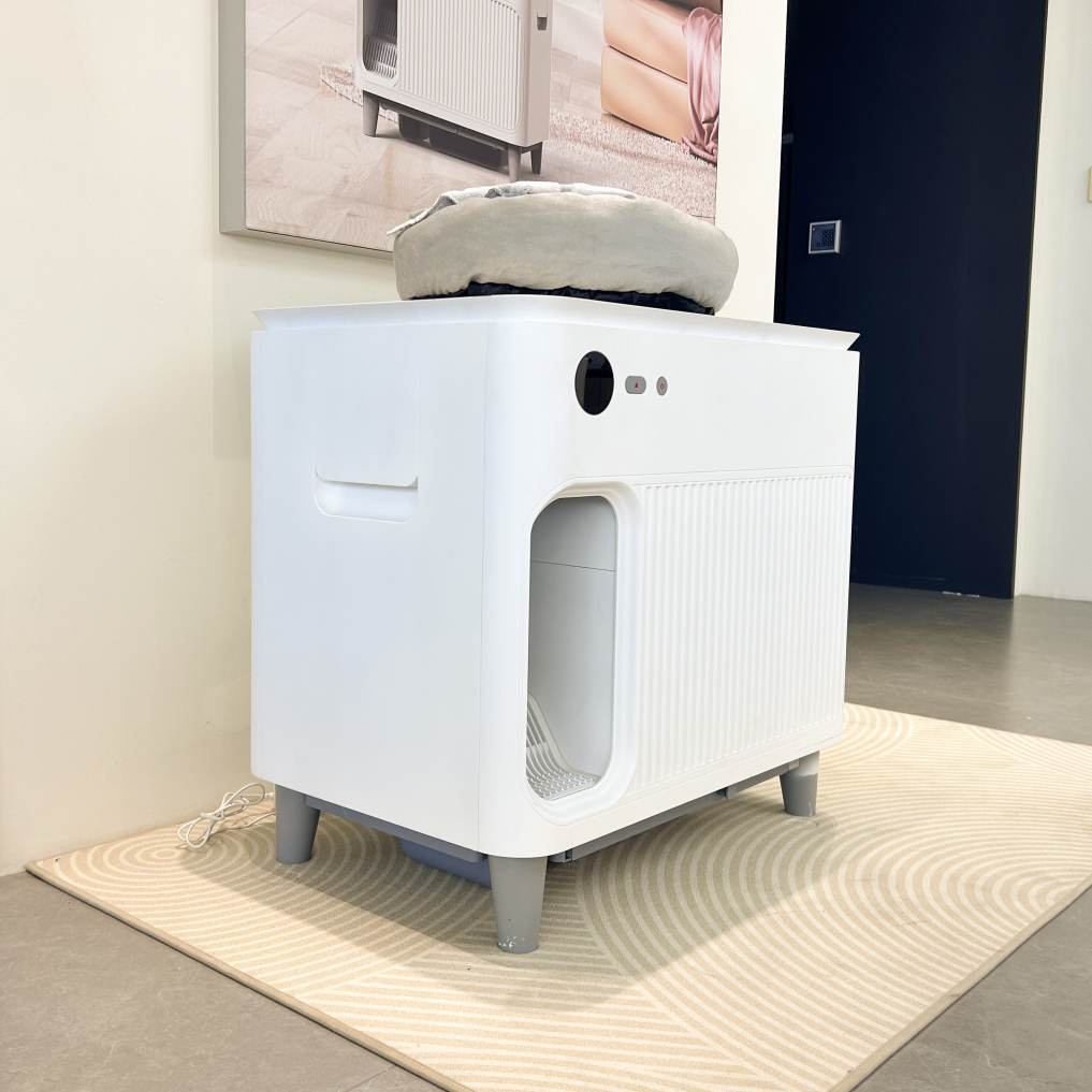 Automatic Self-Cleaning Premier Pet Litter Box