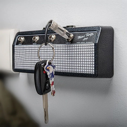 Vintage Amplifier Key Holder Rack - Image 0