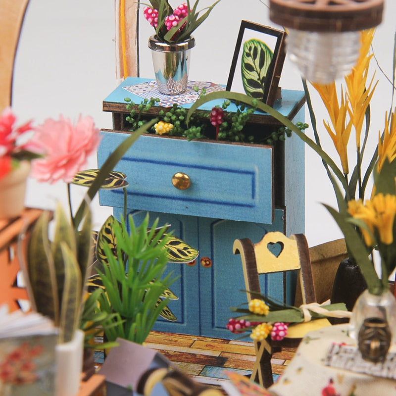 DIY Dream Home Miniature Wooden Doll House - Image 2