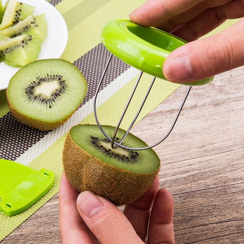 Mini Kiwi Cutter Tool - Image 0