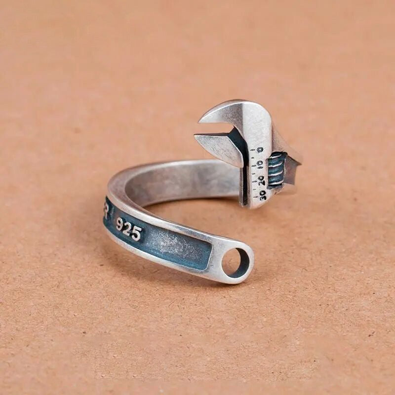 Retro Adjustable Wrench Ring - Image 2