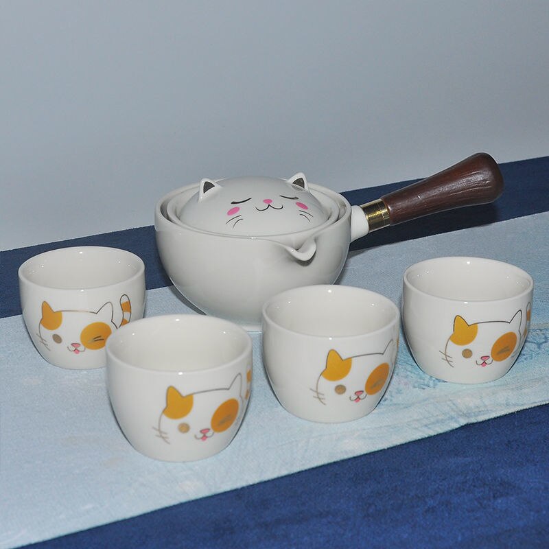 Self-Rotating Cute Cat Kung Fu Tea Set