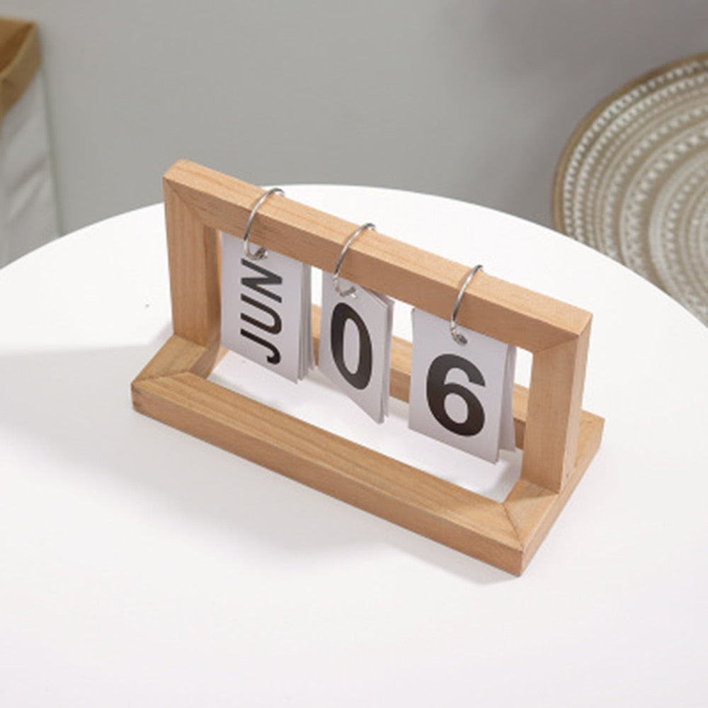 Wooden Flip Desktop Daily Calendar