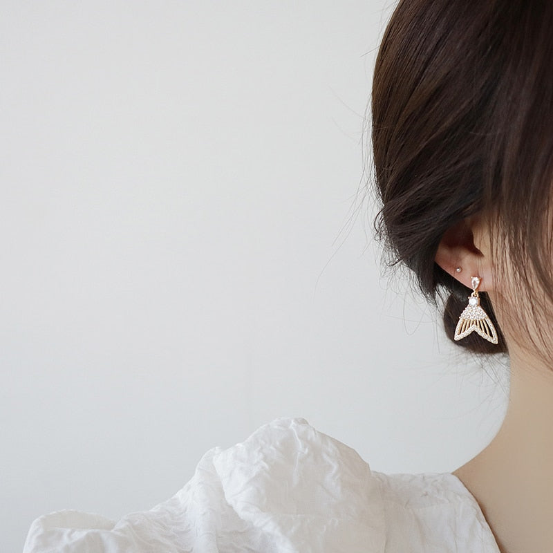 Crystal Fish Tail Earrings - Image 7