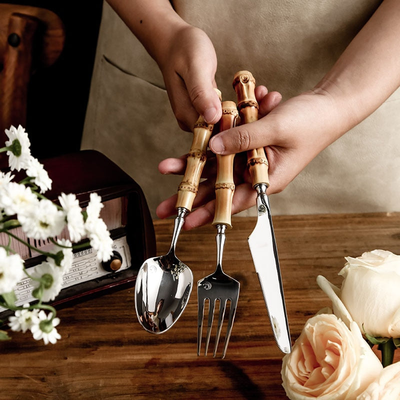 Creative Retro Bamboo Cutlery - Image 1
