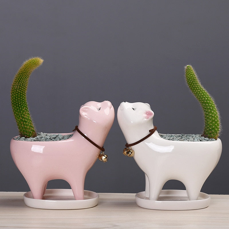 Rising Cat Ceramic Flower Pot - Image 0