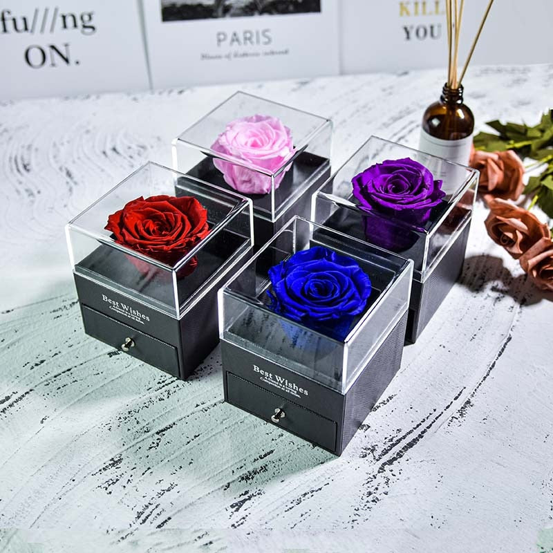 Natural Eternal Rose Necklace Jewelry Box - Image 0