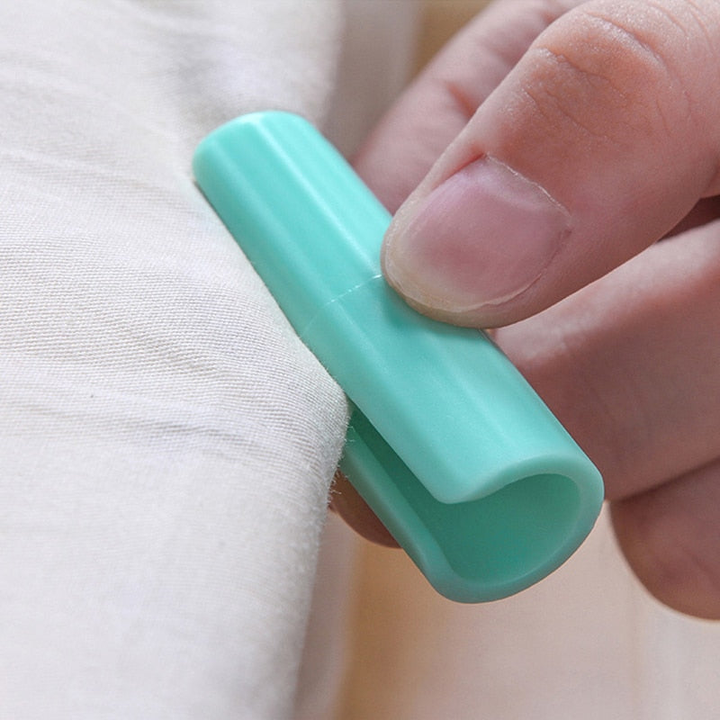 Bed Sheet Corner Non-Slip Clip - Image 1