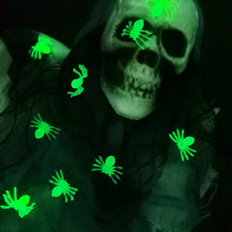 50Pcs Luminous Glowing Spiders Halloween Decoration - Image 3