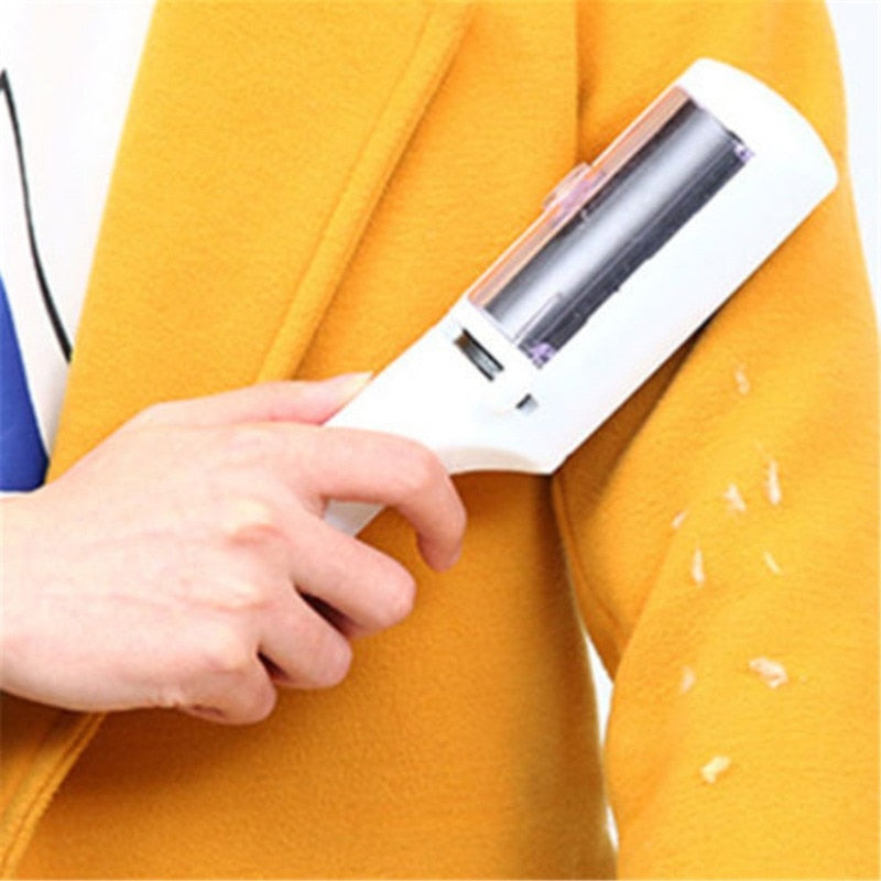Electrostatic Pet Hair Remover Roller - Image 1