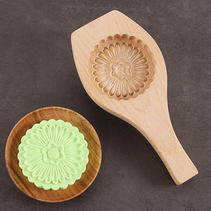 Wooden Cute Pastry Bake Master Baking Mold - Image 0