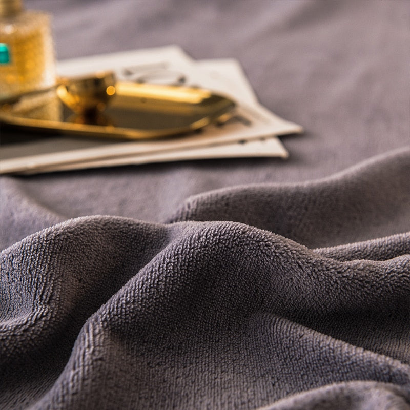 Non-Slip Elastic Thick Soft Mattress Cover - Image 4