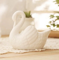 Swan Minimal Ceramic Pot - Image 2