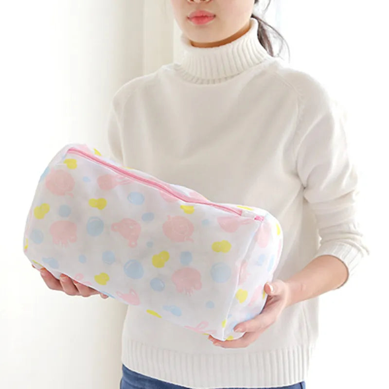 Zippered Mesh Laundry Foldable Wash Bags - Image 3