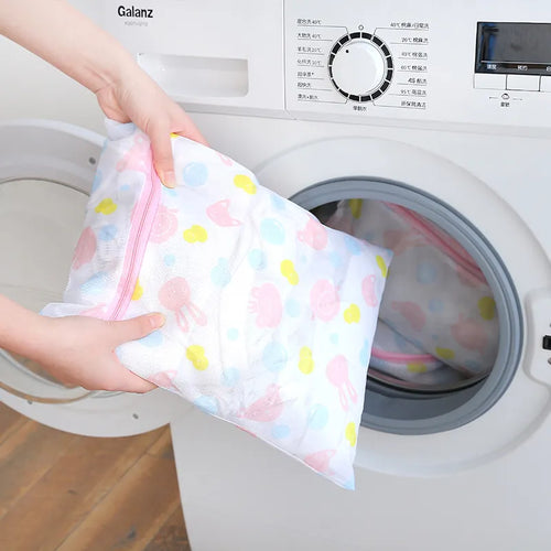 Zippered Mesh Laundry Foldable Wash Bags - Image 0