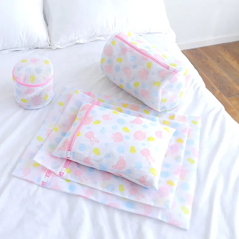Zippered Mesh Laundry Foldable Wash Bags - Image 4