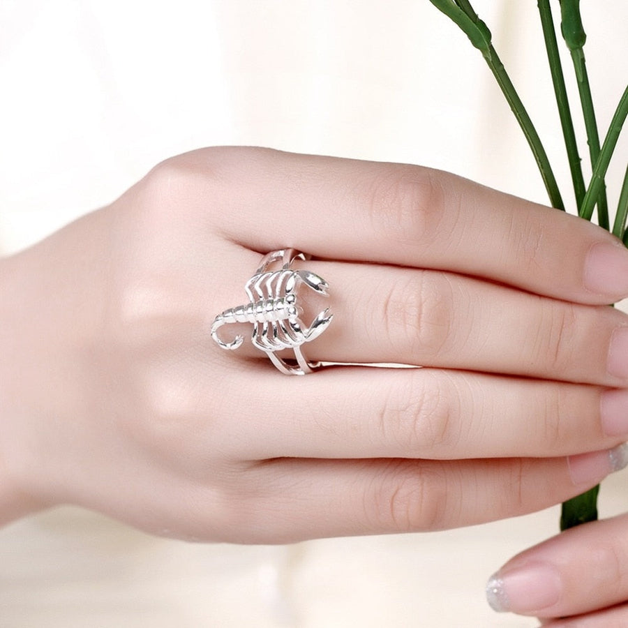 Lucky Gothic Scorpion Ring - Image 3