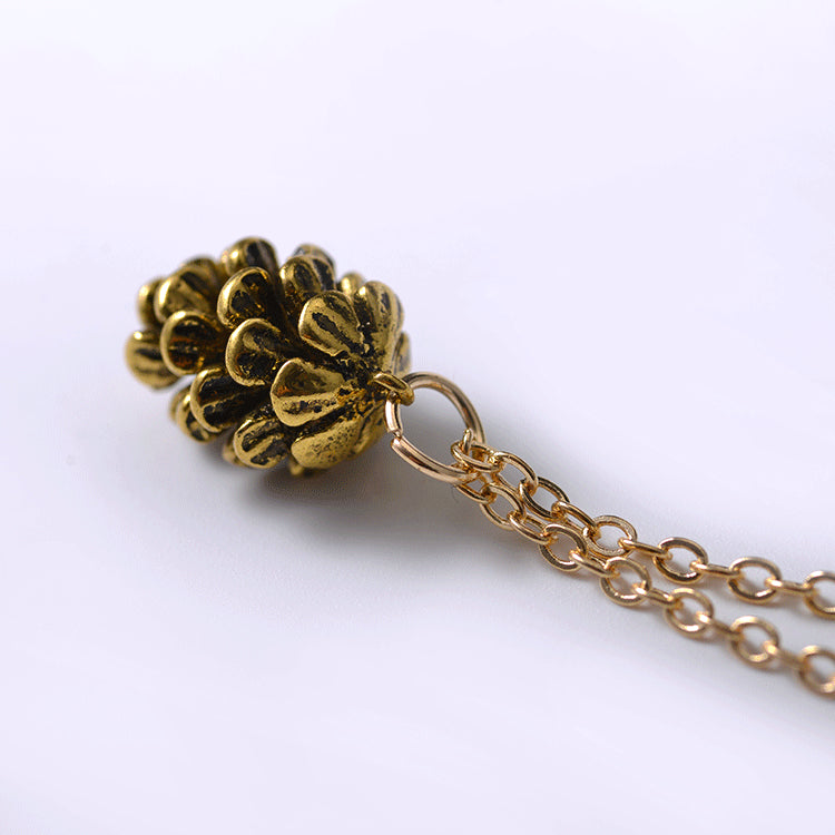 Elegant Pinecone Vintage Necklace - Image 1