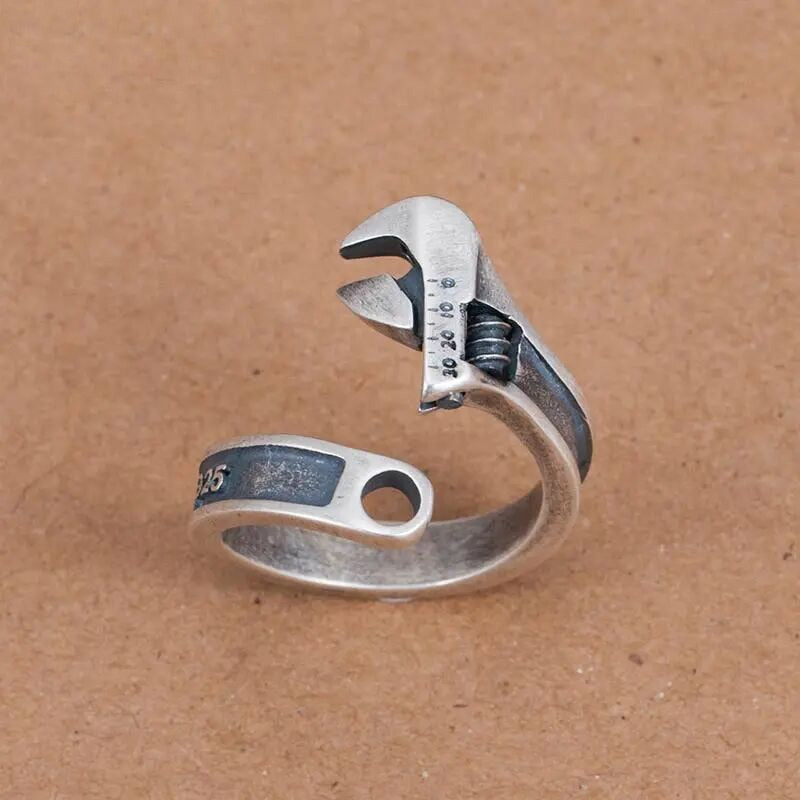 Retro Adjustable Wrench Ring - Image 0