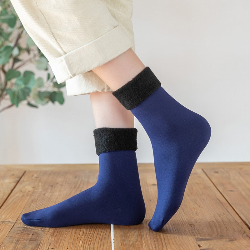 Thermal Touch Winter Warm Solid Thick Socks - Image 11
