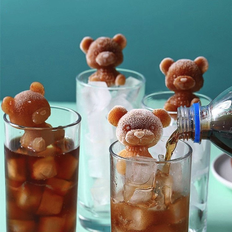 Frosty Bear Ice Cube Maker - Image 0