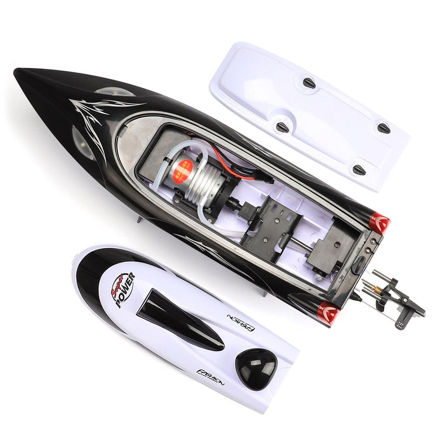 High-Speed Remote-Control Racing Boat - Image 2