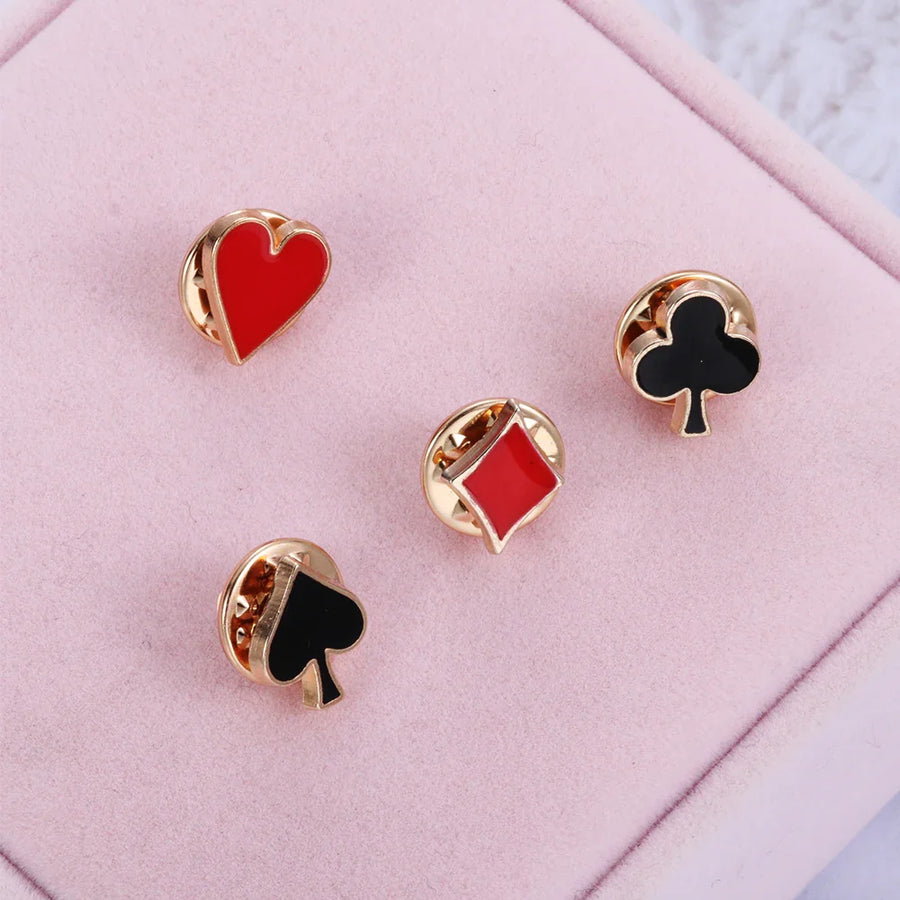 Zinc Alloy Poker Card Collar Clips Brooch Set - Image 4