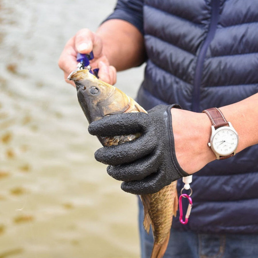 Slip Proof Protective Camping Gloves - Image 2