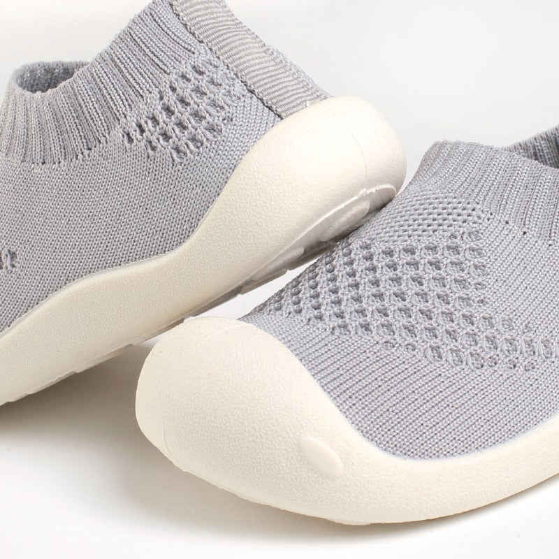 Non-slip Chich Soft Steps Baby Shoes - Image 2