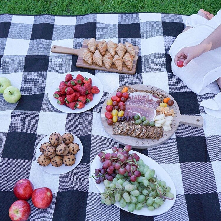 Outdoor Folding Waterproof Picnic Blanket Mat - Image 4