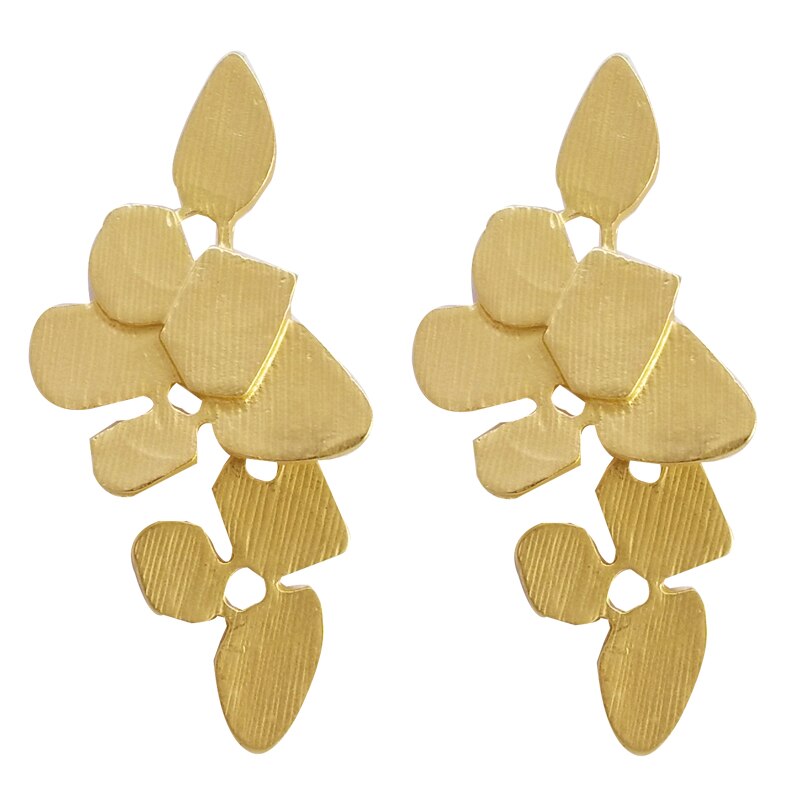 Elegant Timeless Leaf Retro Earrings - Image 2