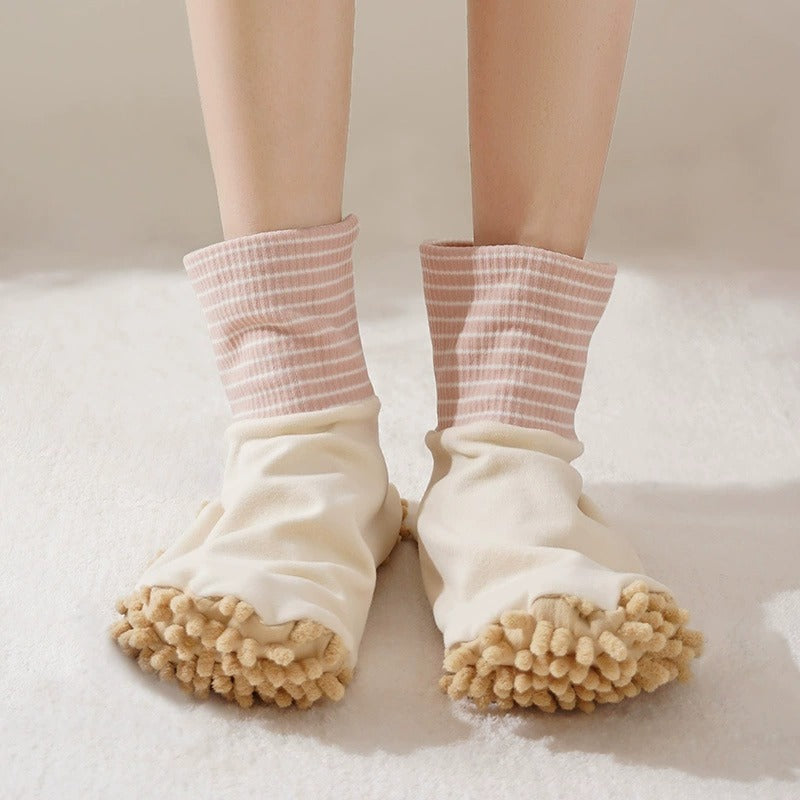Clean & Walk Plush Mop Socks - Image 8