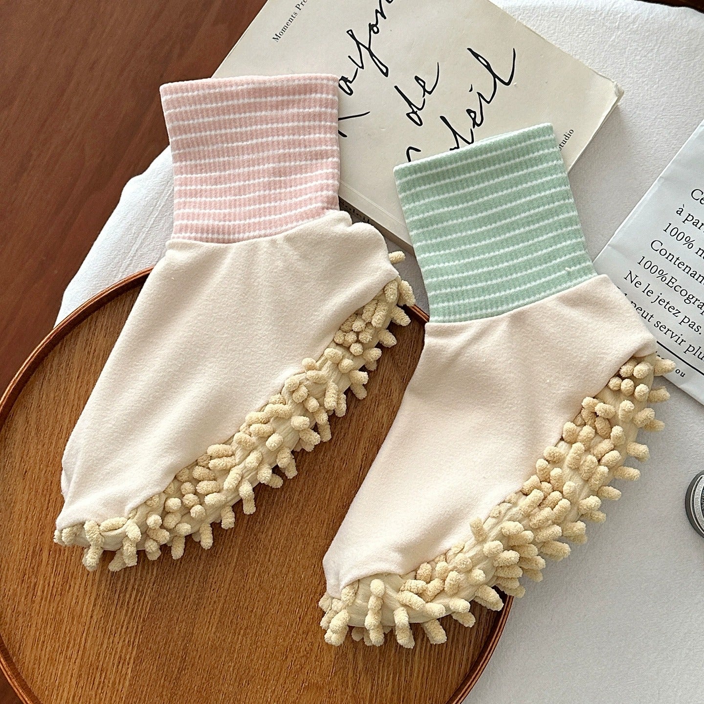 Clean & Walk Plush Mop Socks - Image 4