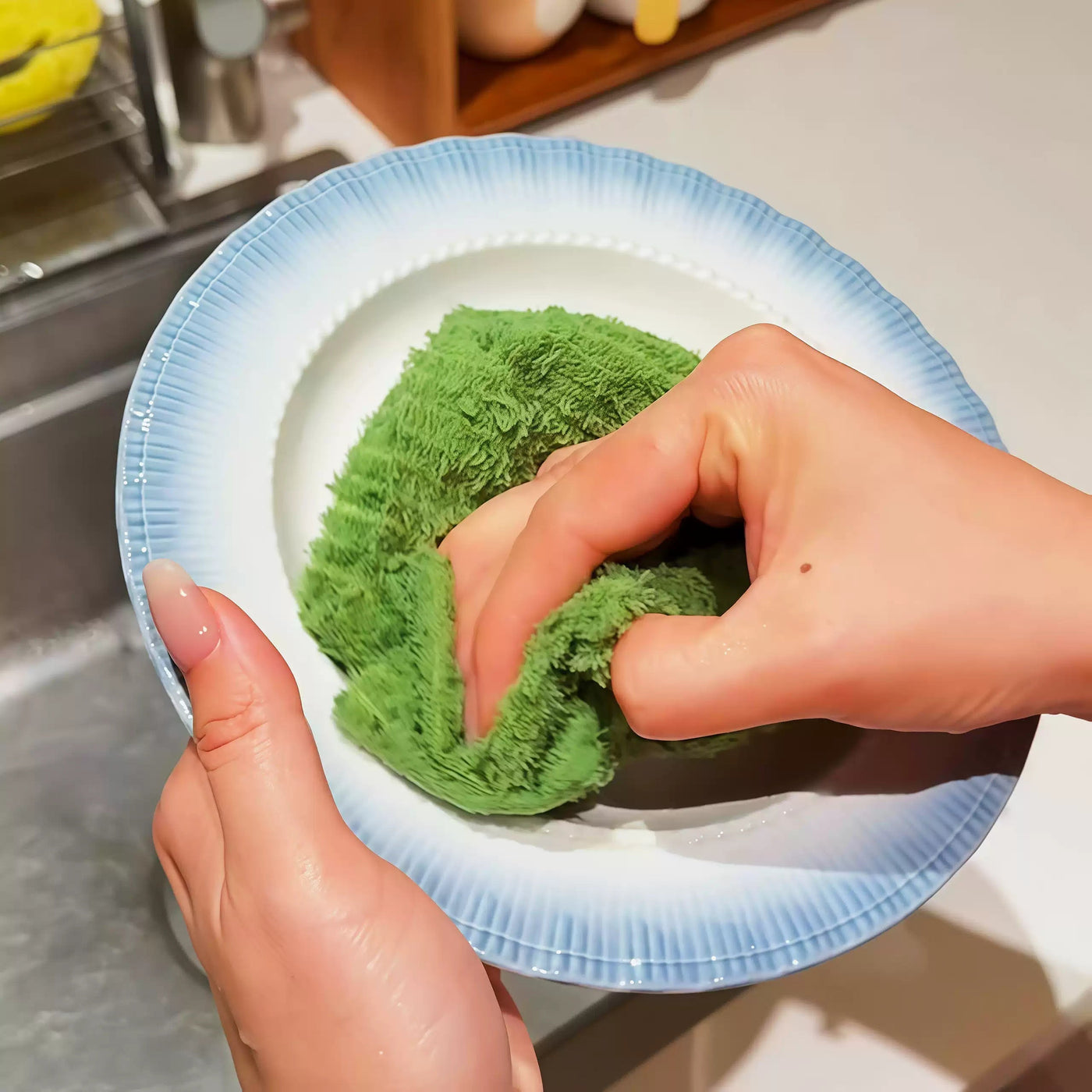 Anti-Bacterial Reusable Kitchen Cleaning Cloth Roll - Image 2