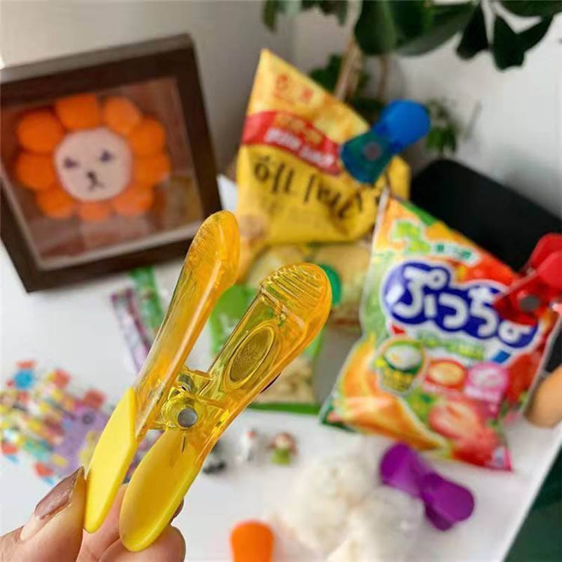 Magnetic Food Sealing Bag Clip - Image 1