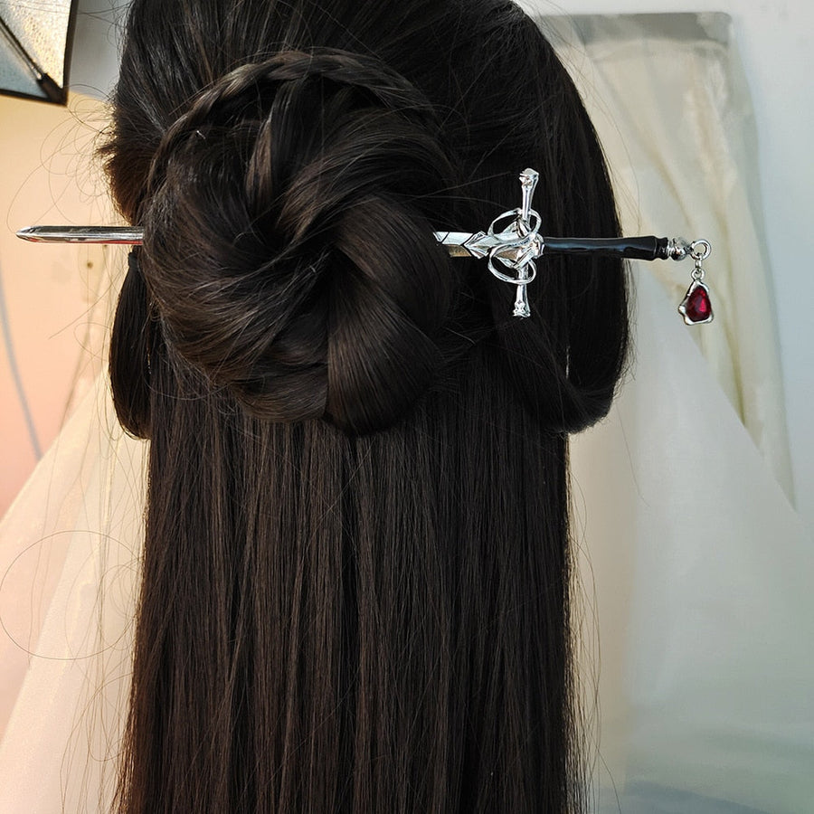 Royal Knight Sword Hairpin - Image 2