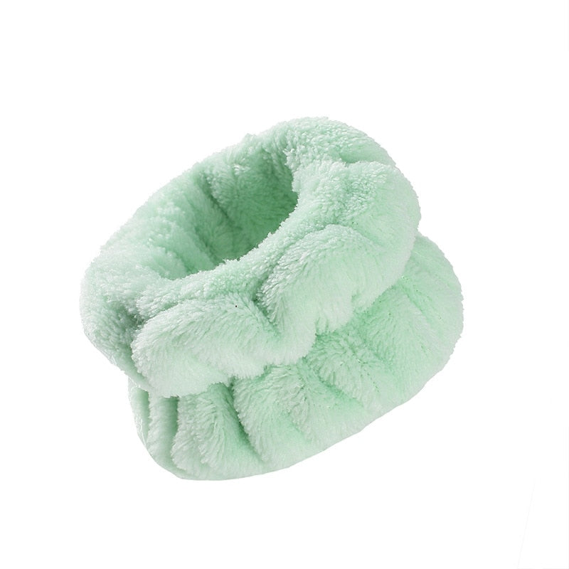 Mini Water-Absorbing Wristband Towel - Image 5