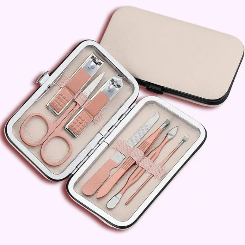 Salon Style Travel Manicure Pedicure Set - Image 3