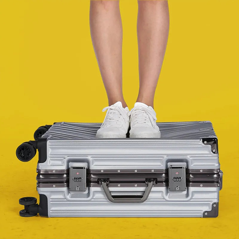 Aluminum Durable Frame Rolling Travel Suitcase - Image 3