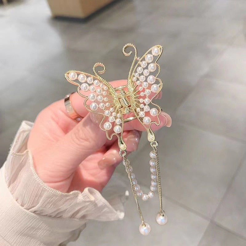 Butterfly Freedom Pearl Tassel Hair Claw - Image 4