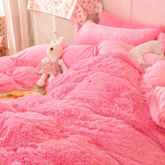 Luxury Cozy Clouds Bedding Set - Image 10