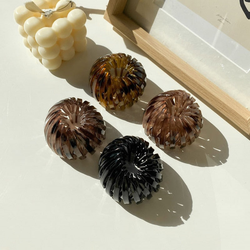 Elegant Easy Hair Bun Clip - Image 10