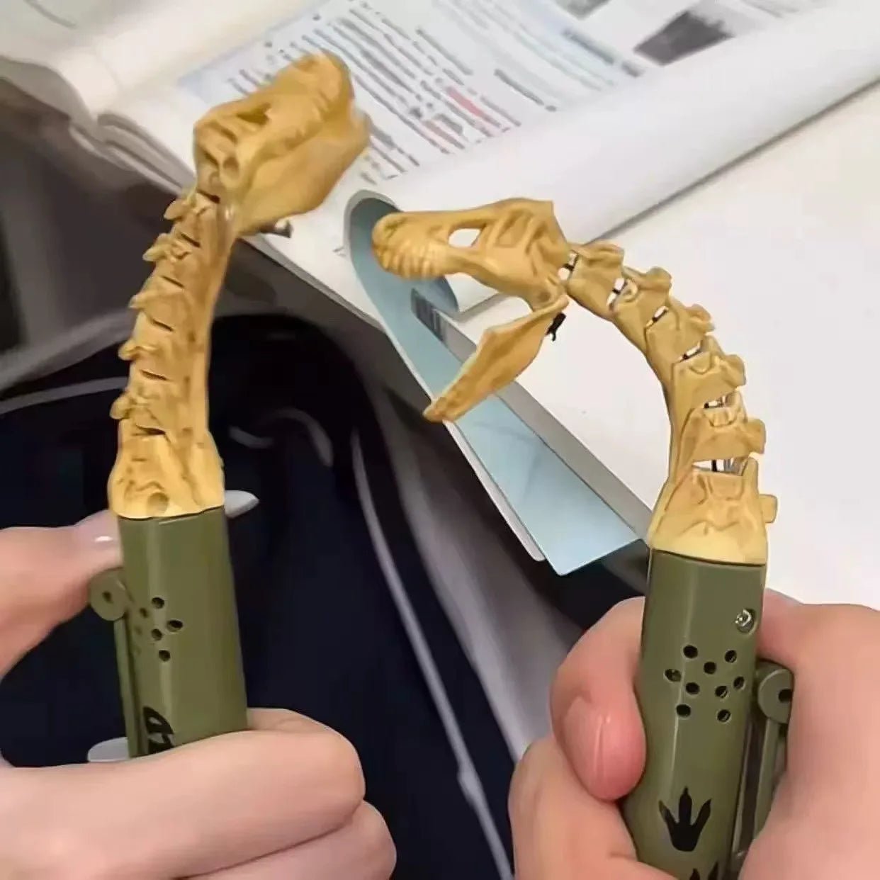 Dinosaur Bite Easy Snack Holder - Image 1